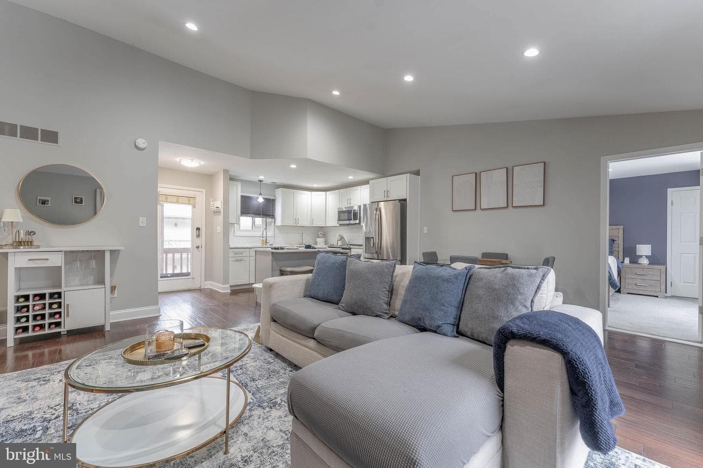 308 Pritchard Place photo 5