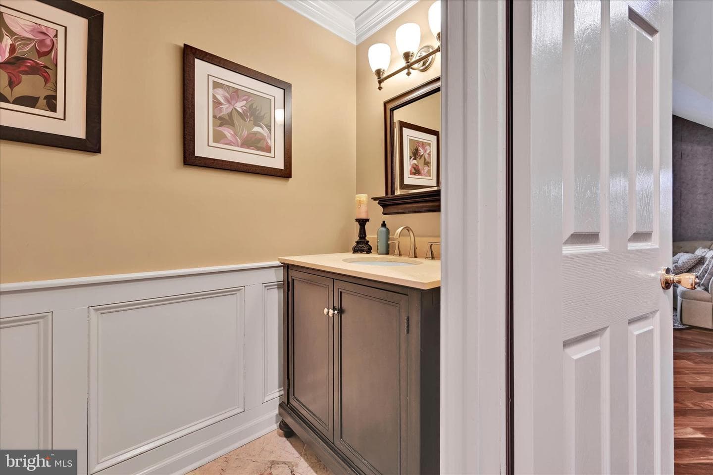213 Beatrice Lane photo 11