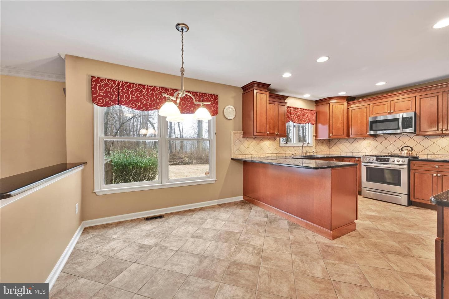 213 Beatrice Lane photo 14