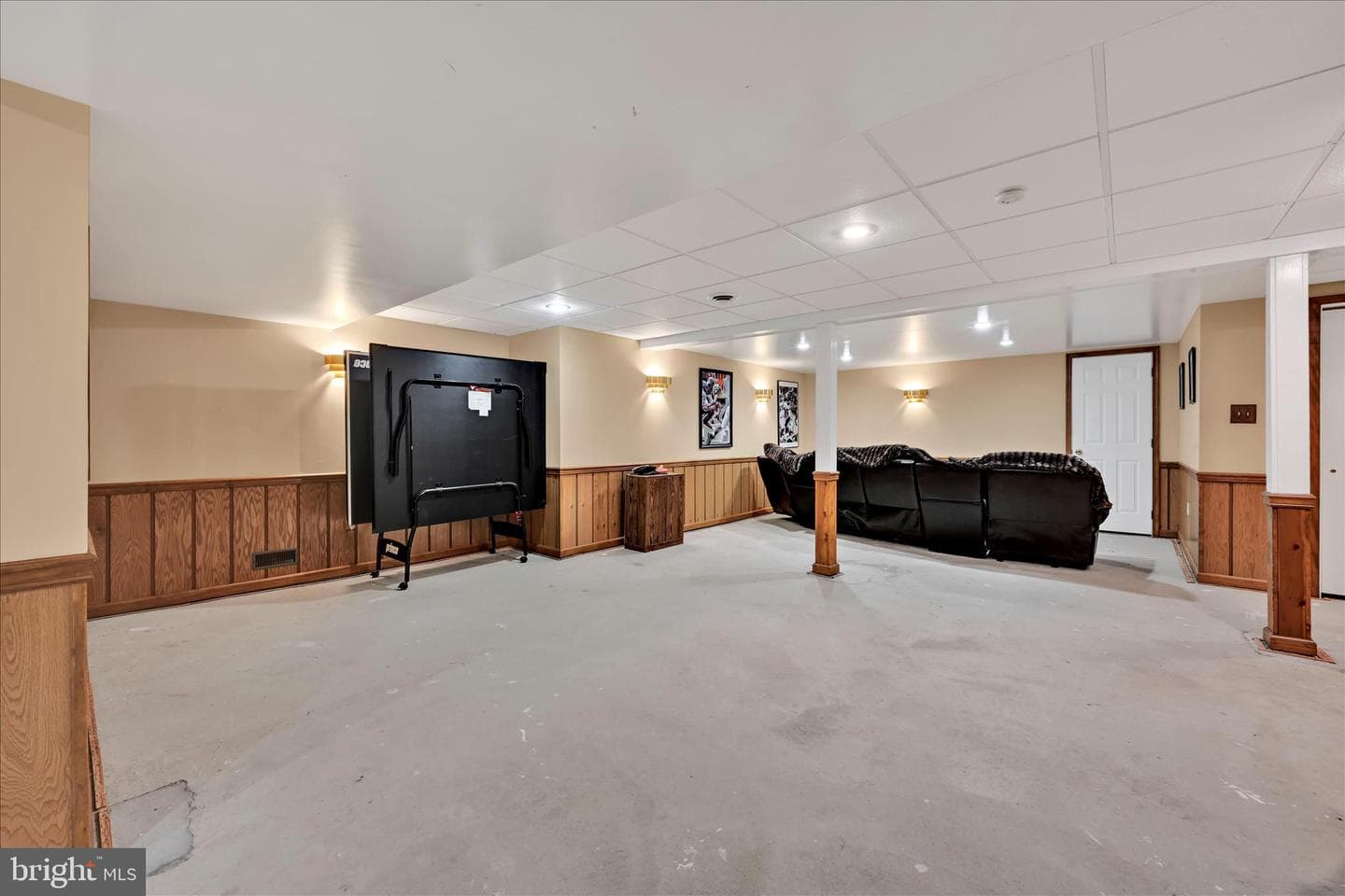 213 Beatrice Lane photo 36
