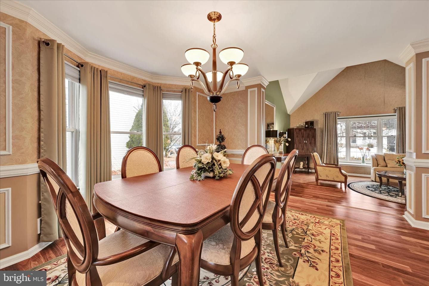 213 Beatrice Lane photo 9