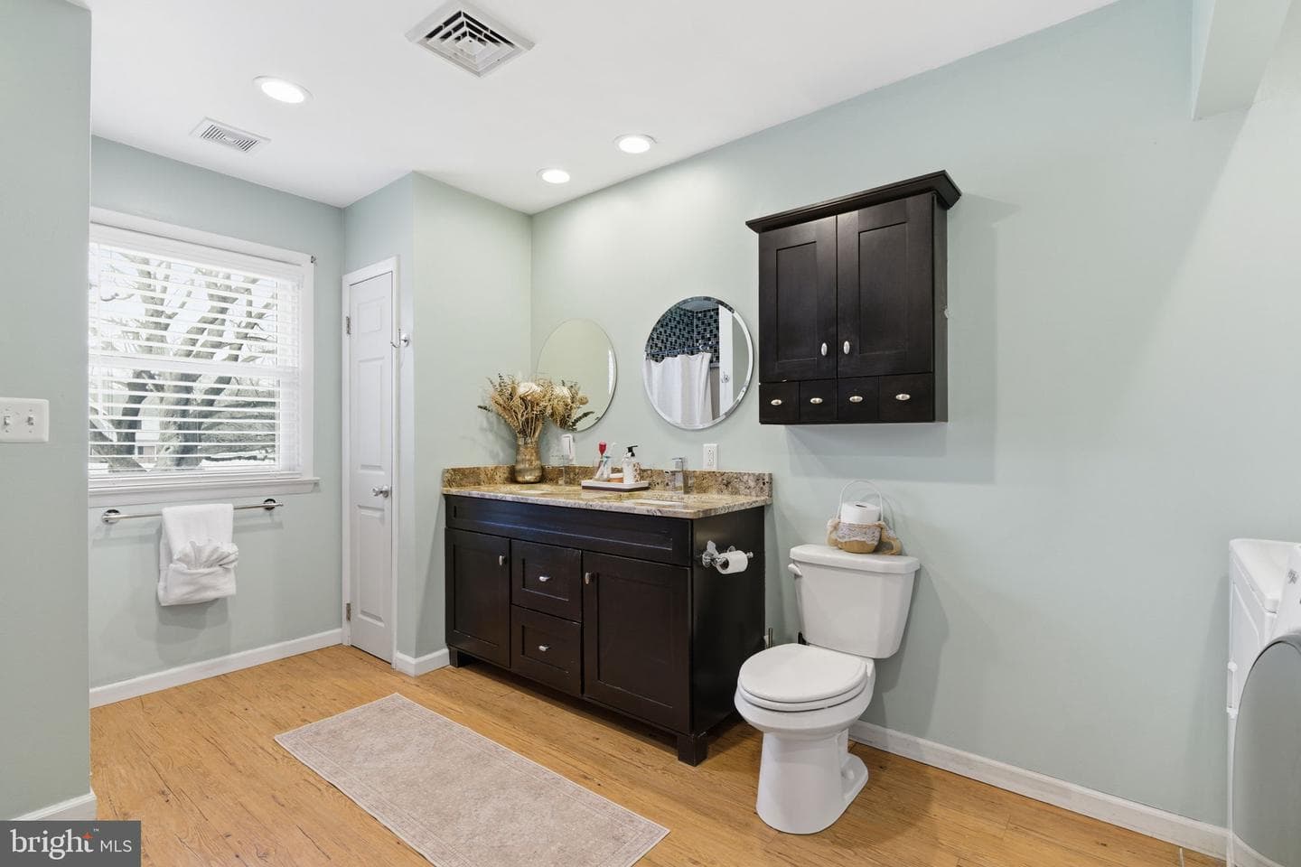 415 Westfield Drive photo 32
