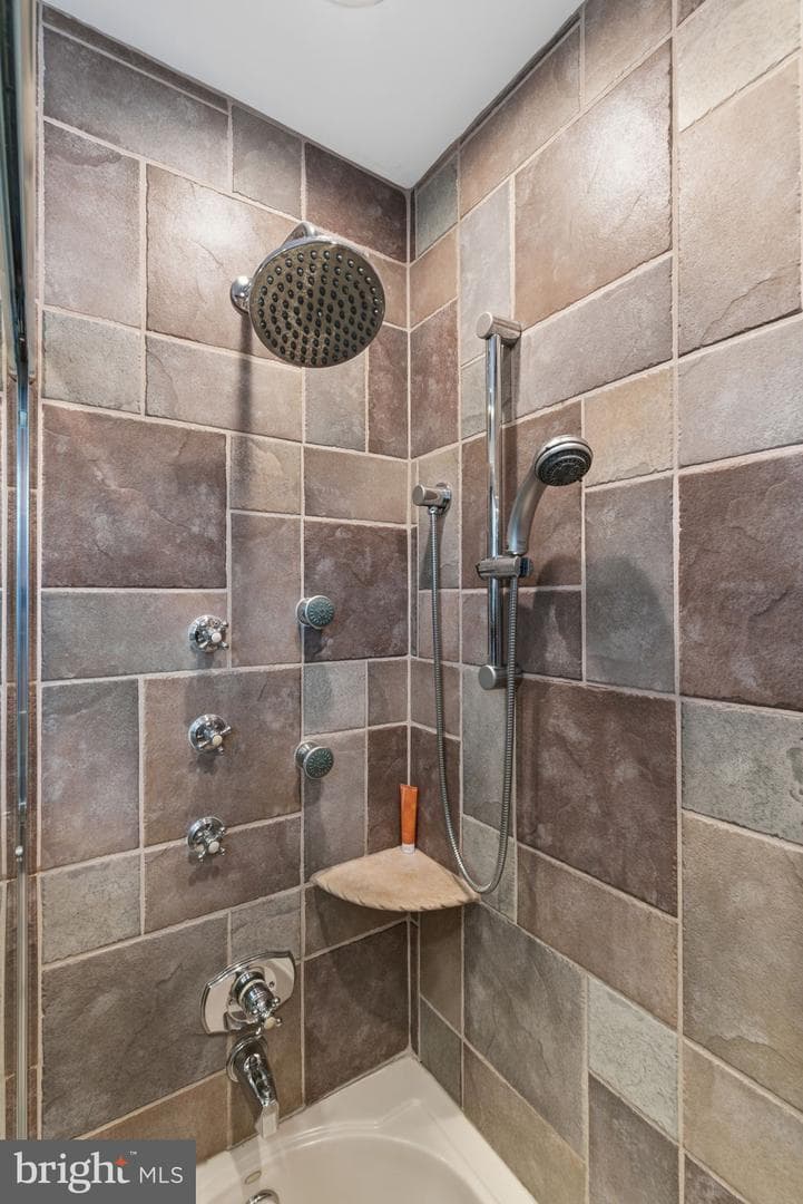 415 Westfield Drive photo 40