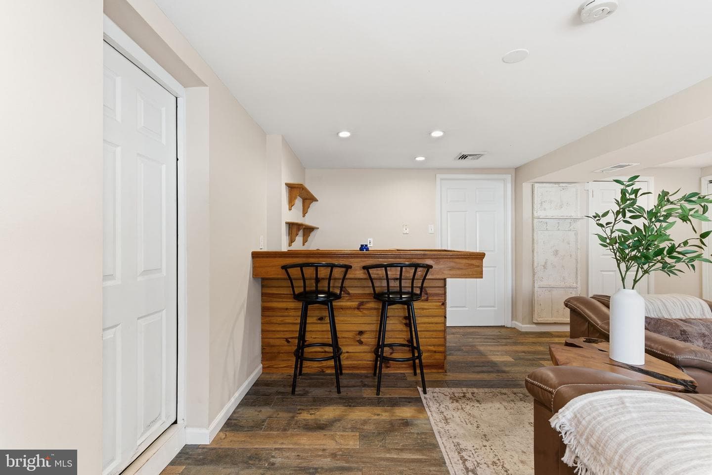 415 Westfield Drive photo 8