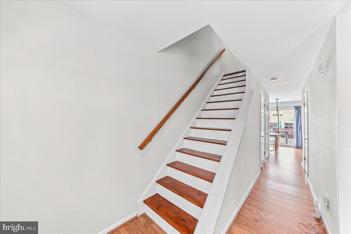 8 Eusden Drive photo 4