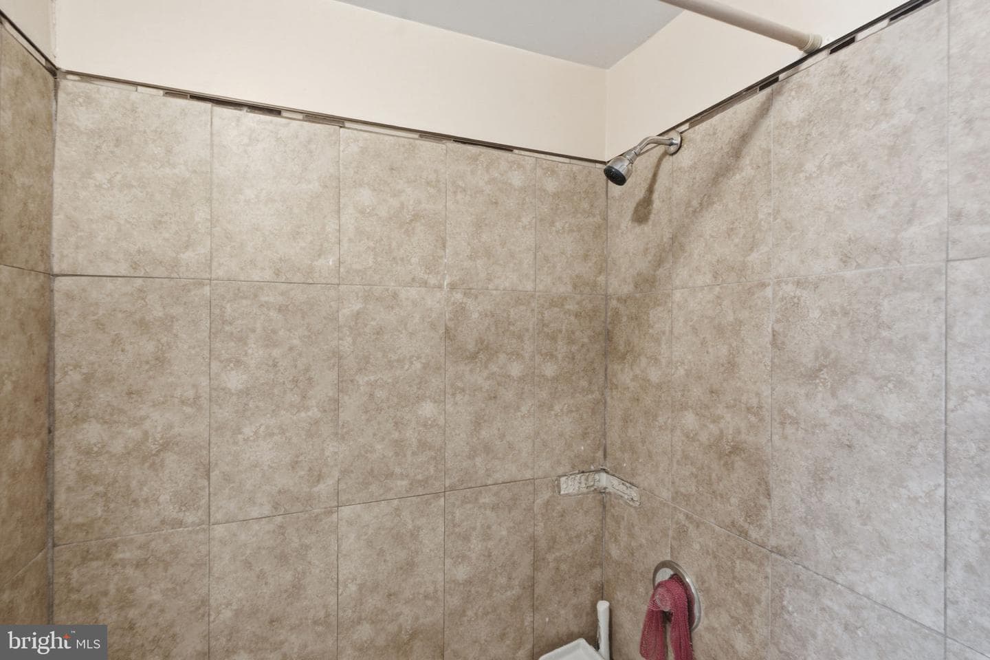 208 Walnut Street photo 23