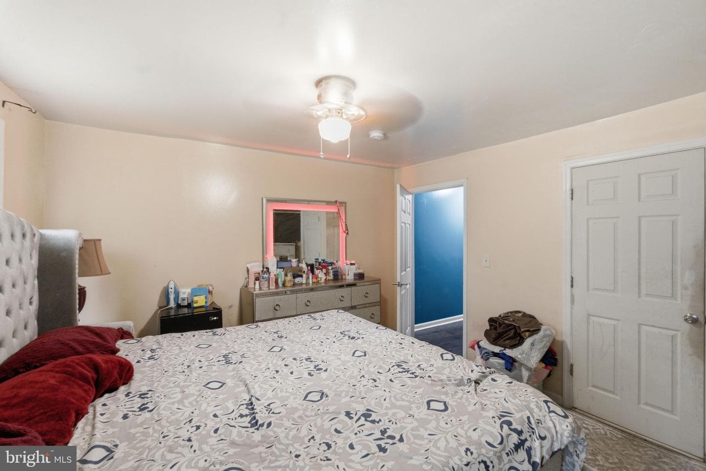 208 Walnut Street photo 27