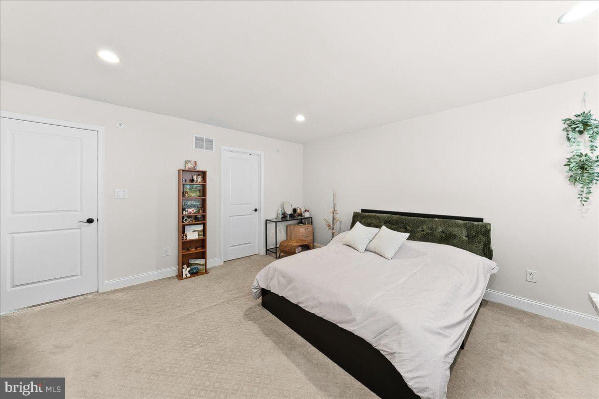 3718 Parris Boulevard photo 38