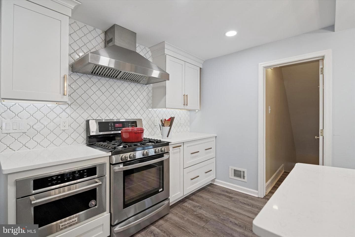 114 Earlington Road photo 14