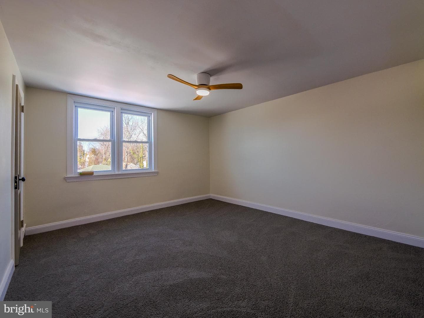 520 Rively Avenue photo 18
