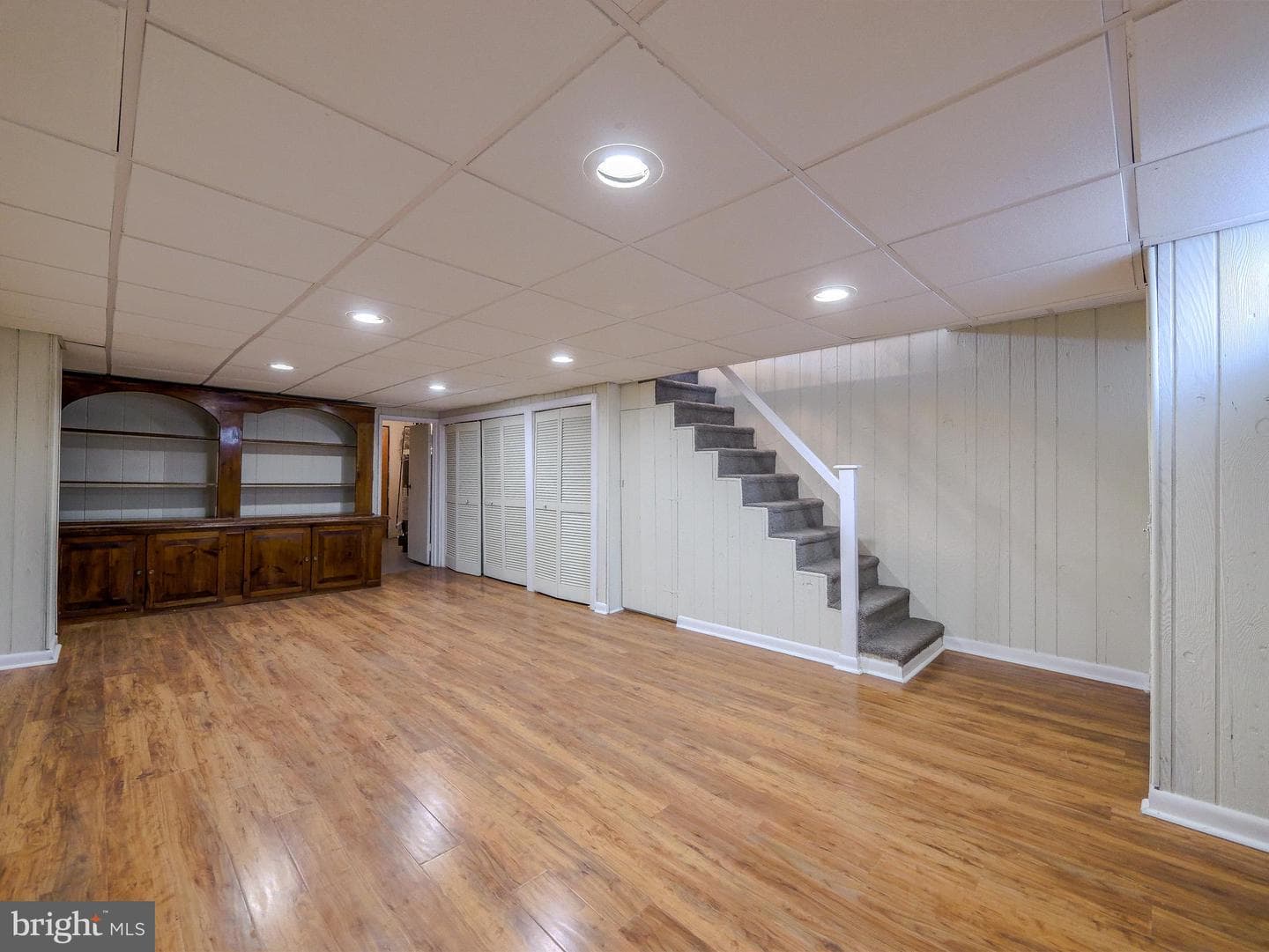 520 Rively Avenue photo 32