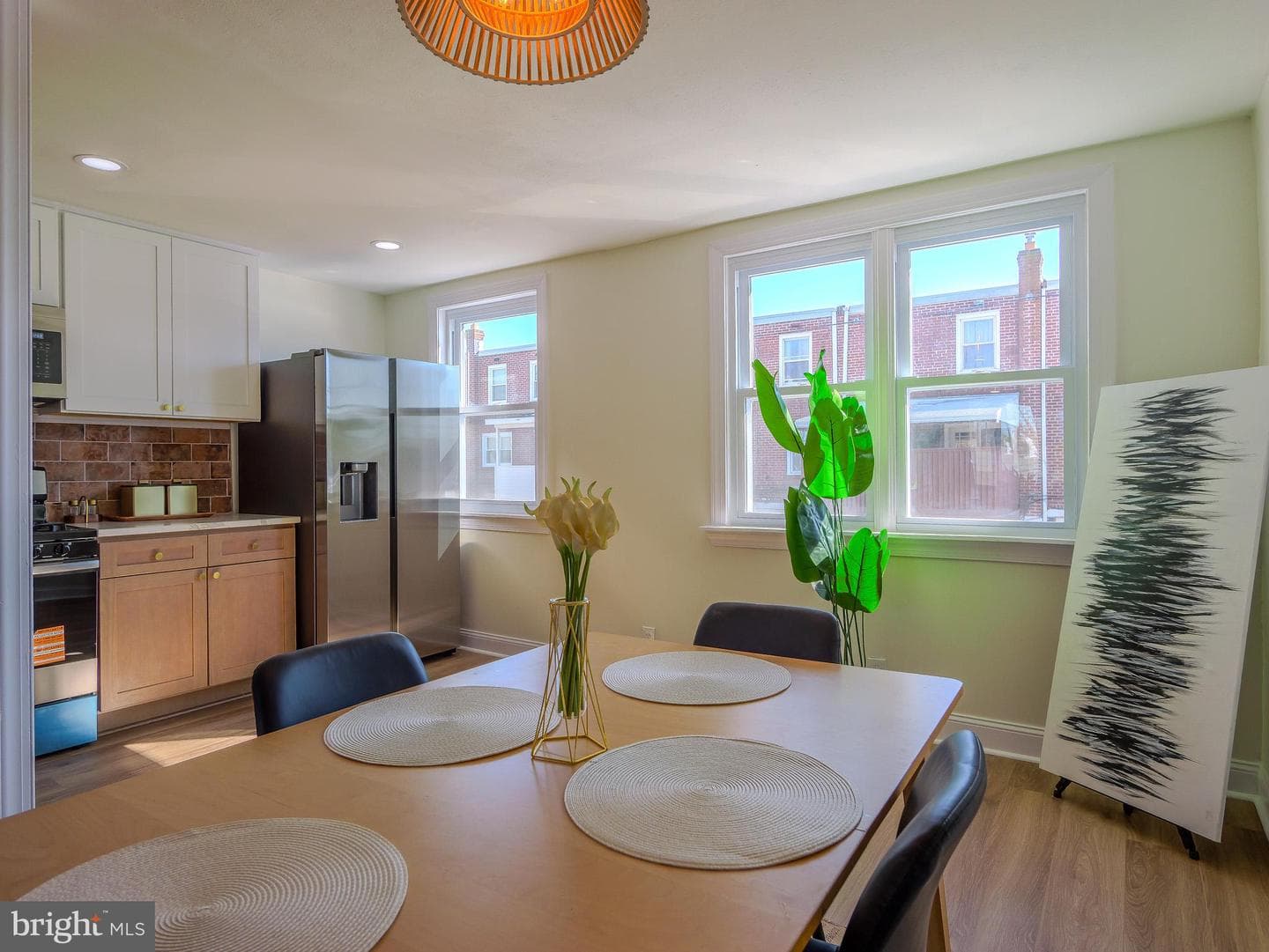 520 Rively Avenue photo 8