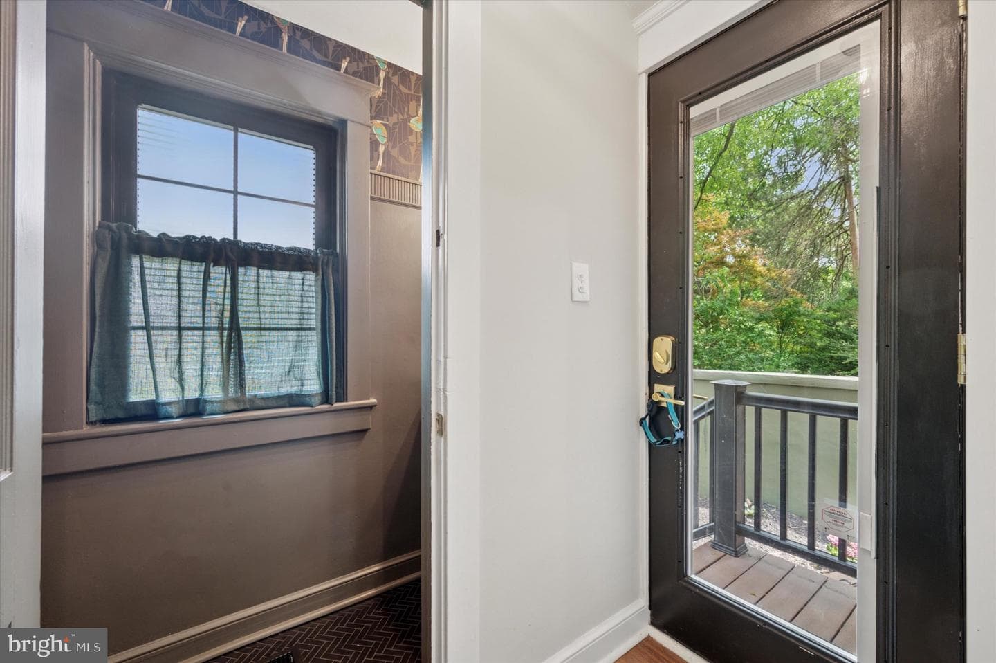 407 S Jackson Street photo 18
