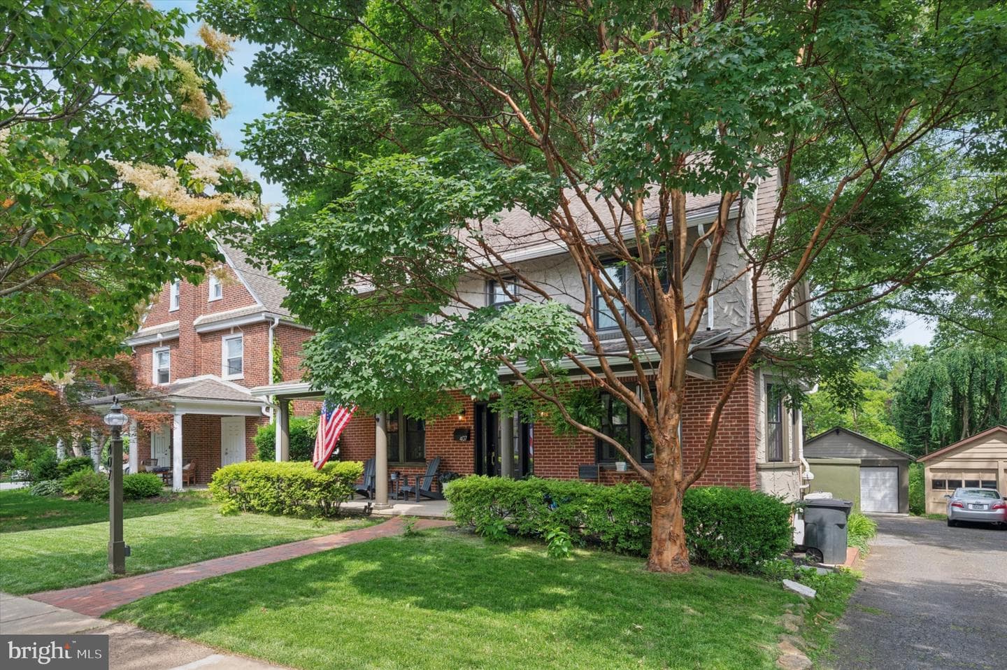 407 S Jackson Street photo 3
