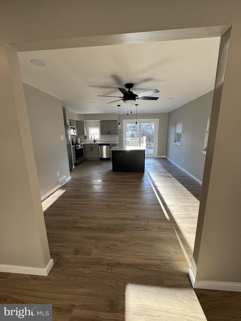120 Abbey Terrace photo 3
