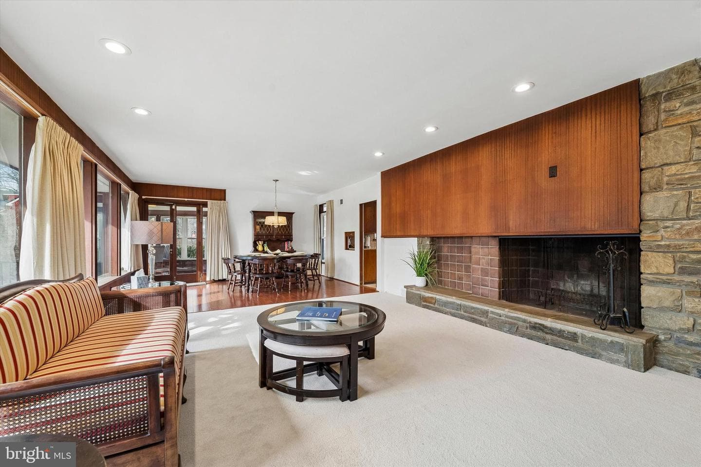 120 W Essex Avenue photo 6