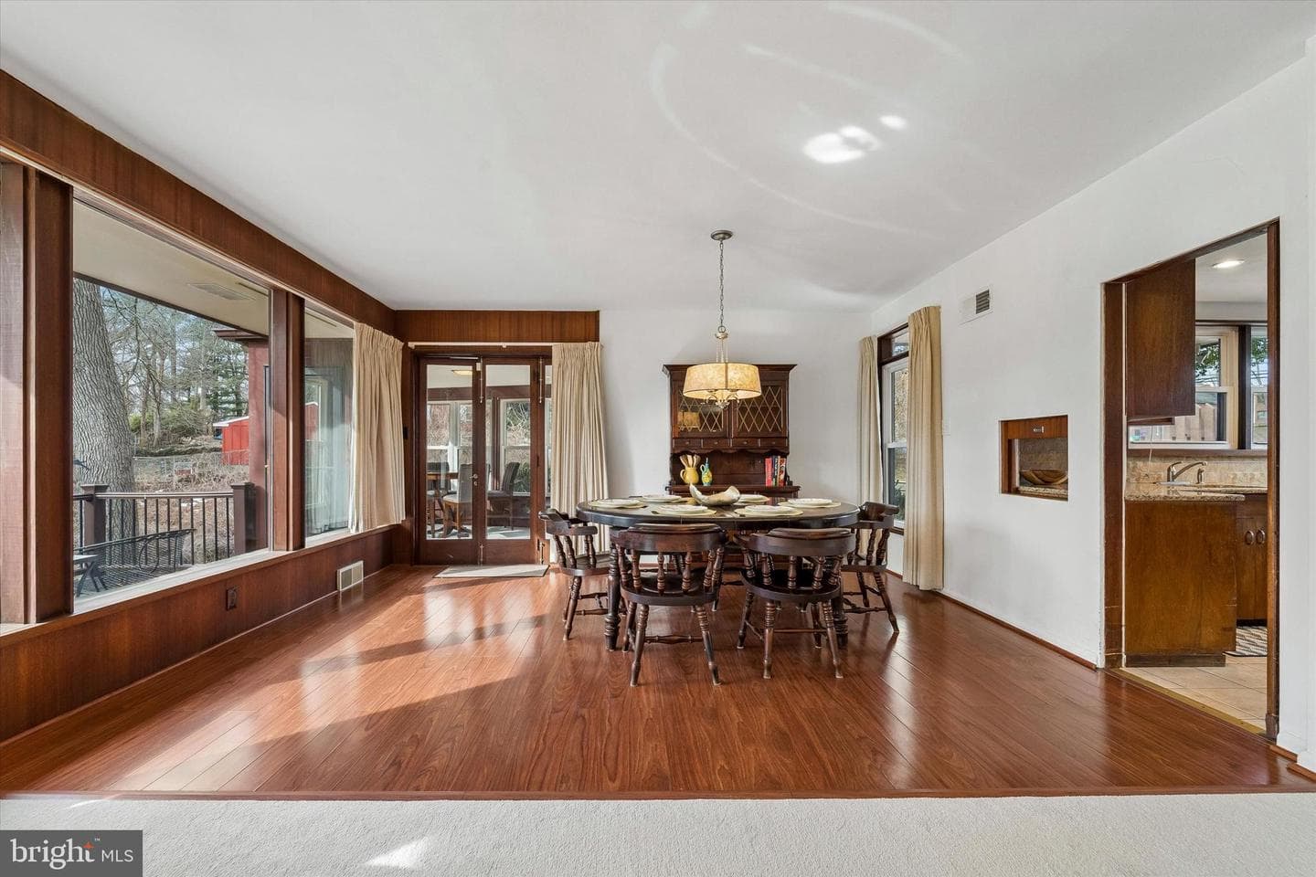 120 W Essex Avenue photo 7