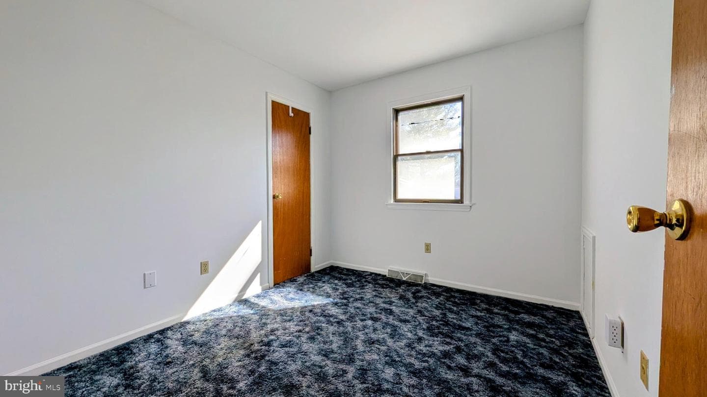 1 W Belair Road photo 19