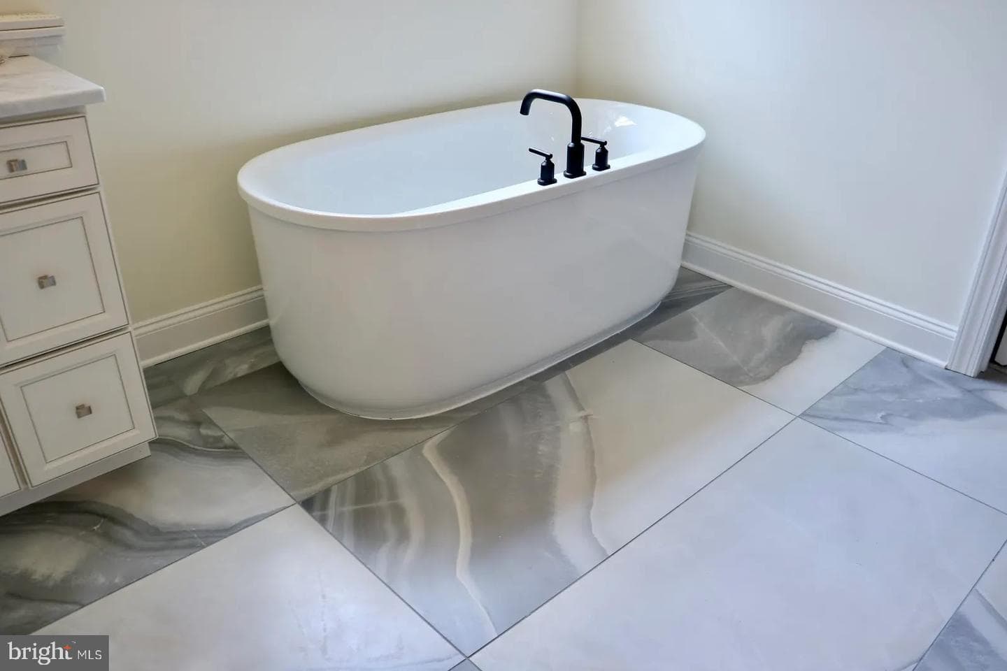 66 Kirk Road photo 18