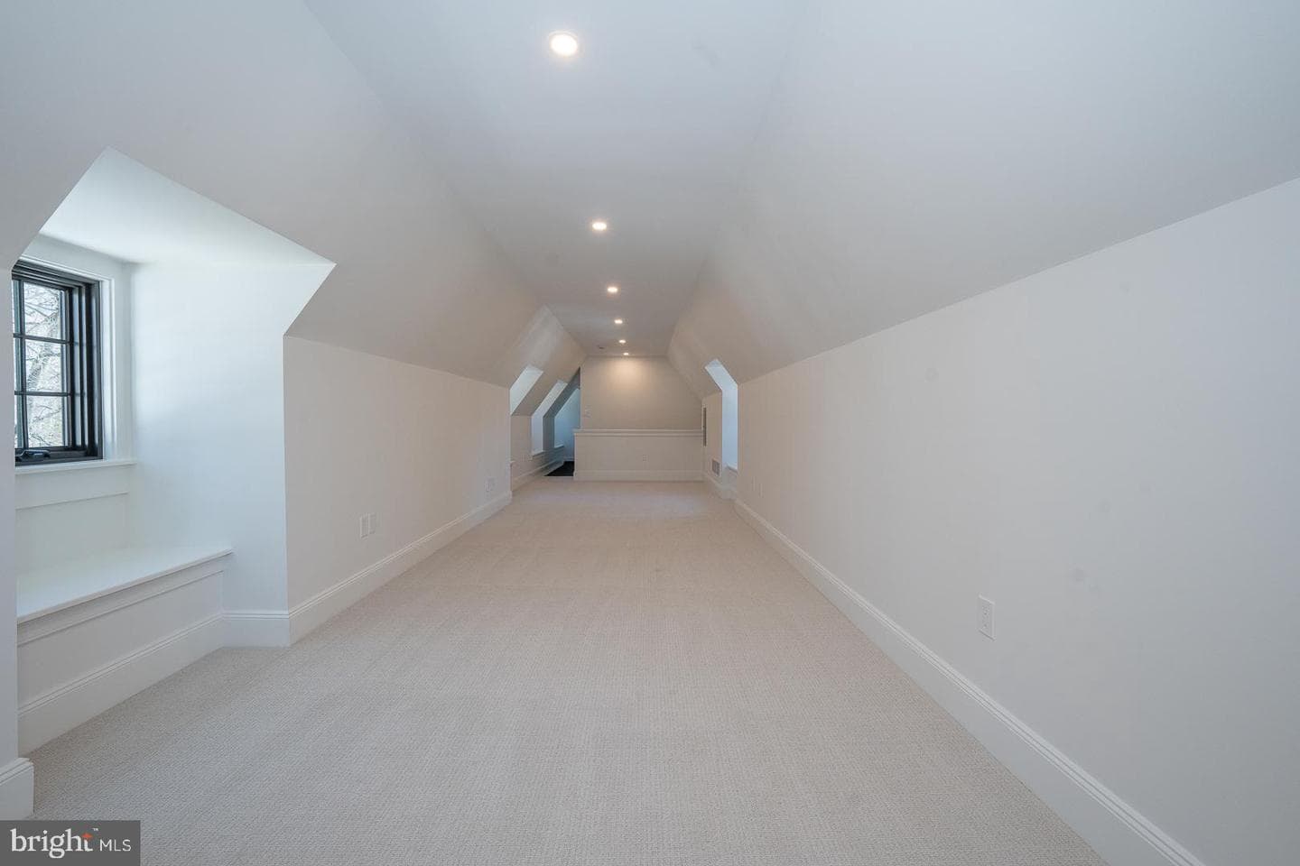 201 S Spring Mill Road photo 79