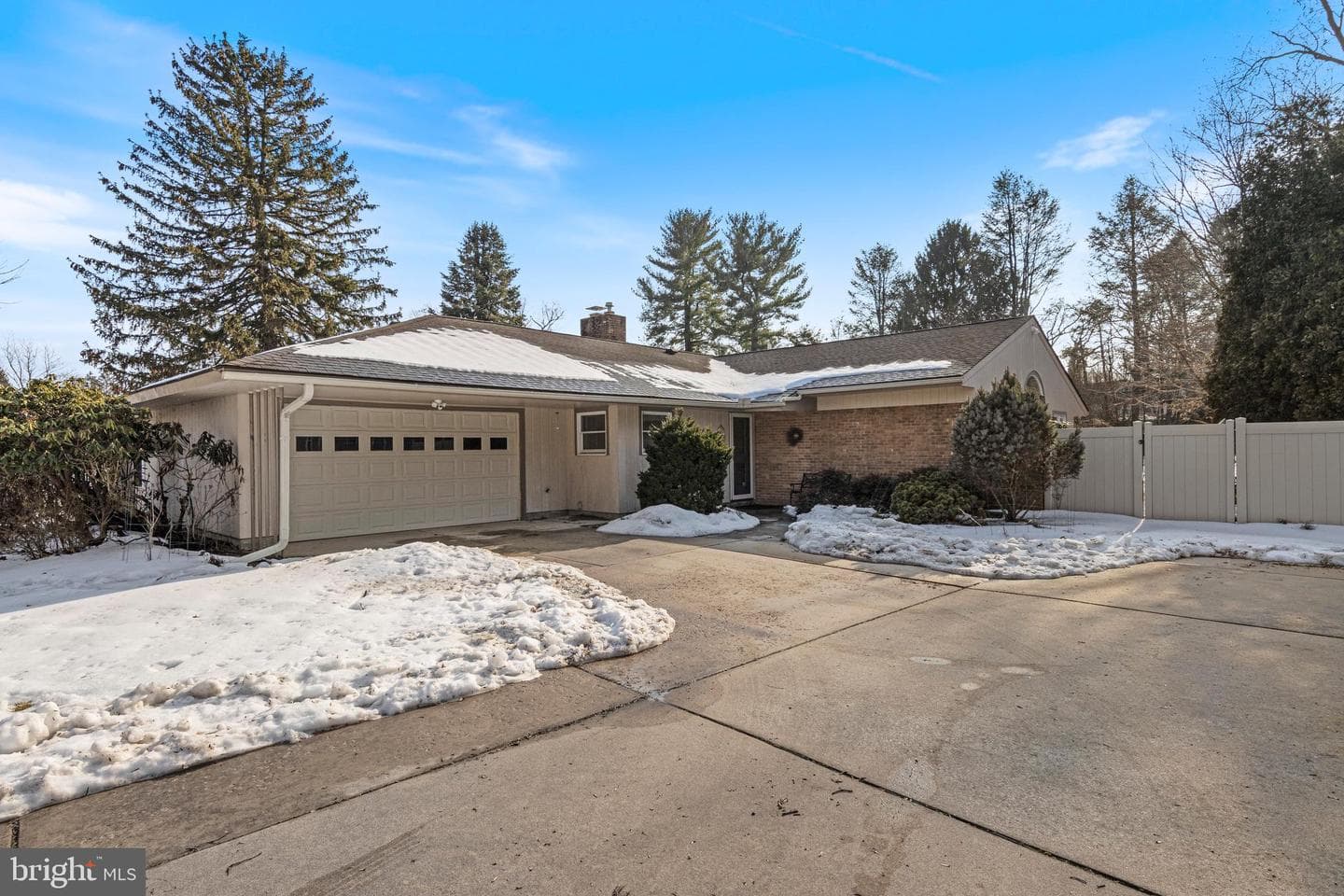 905 Heathdale Lane photo 59