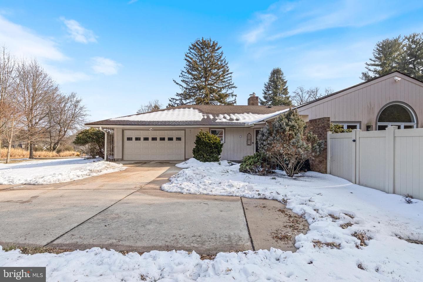 905 Heathdale Lane photo 60