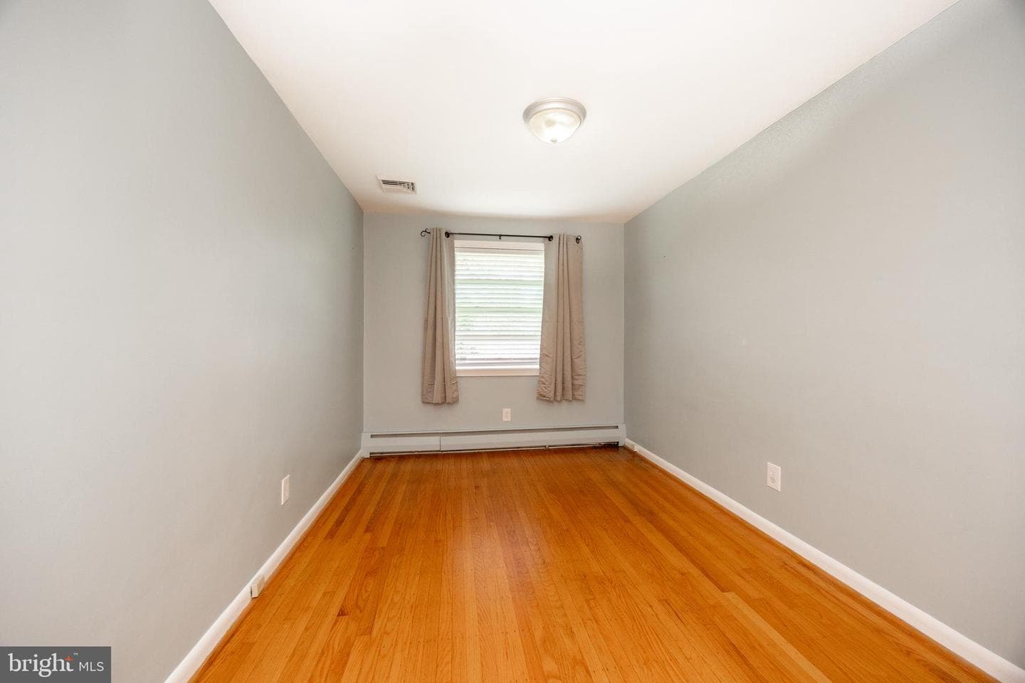 111 Brookside Road photo 27