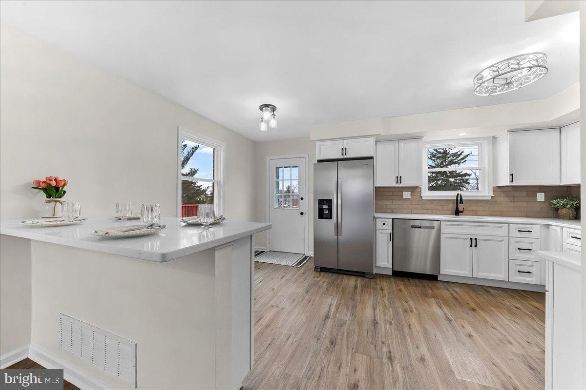 1240 Nicole Lane photo 14