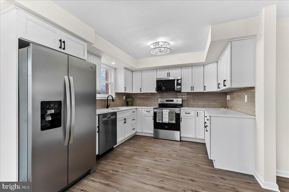 1240 Nicole Lane photo 15