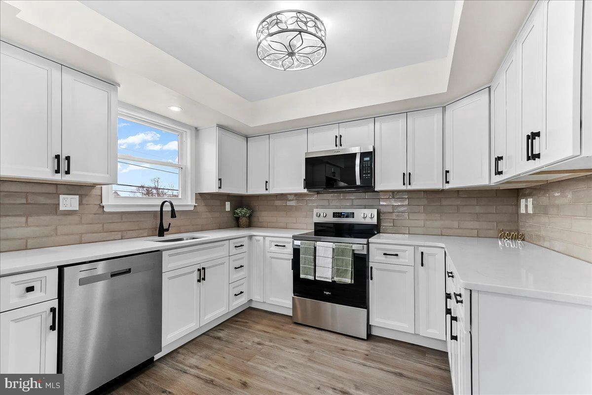 1240 Nicole Lane photo 16