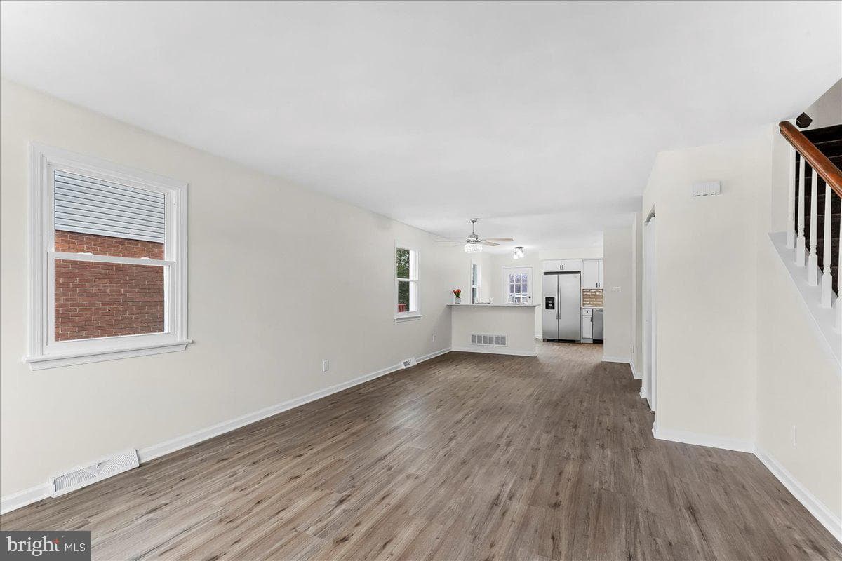 1240 Nicole Lane photo 6