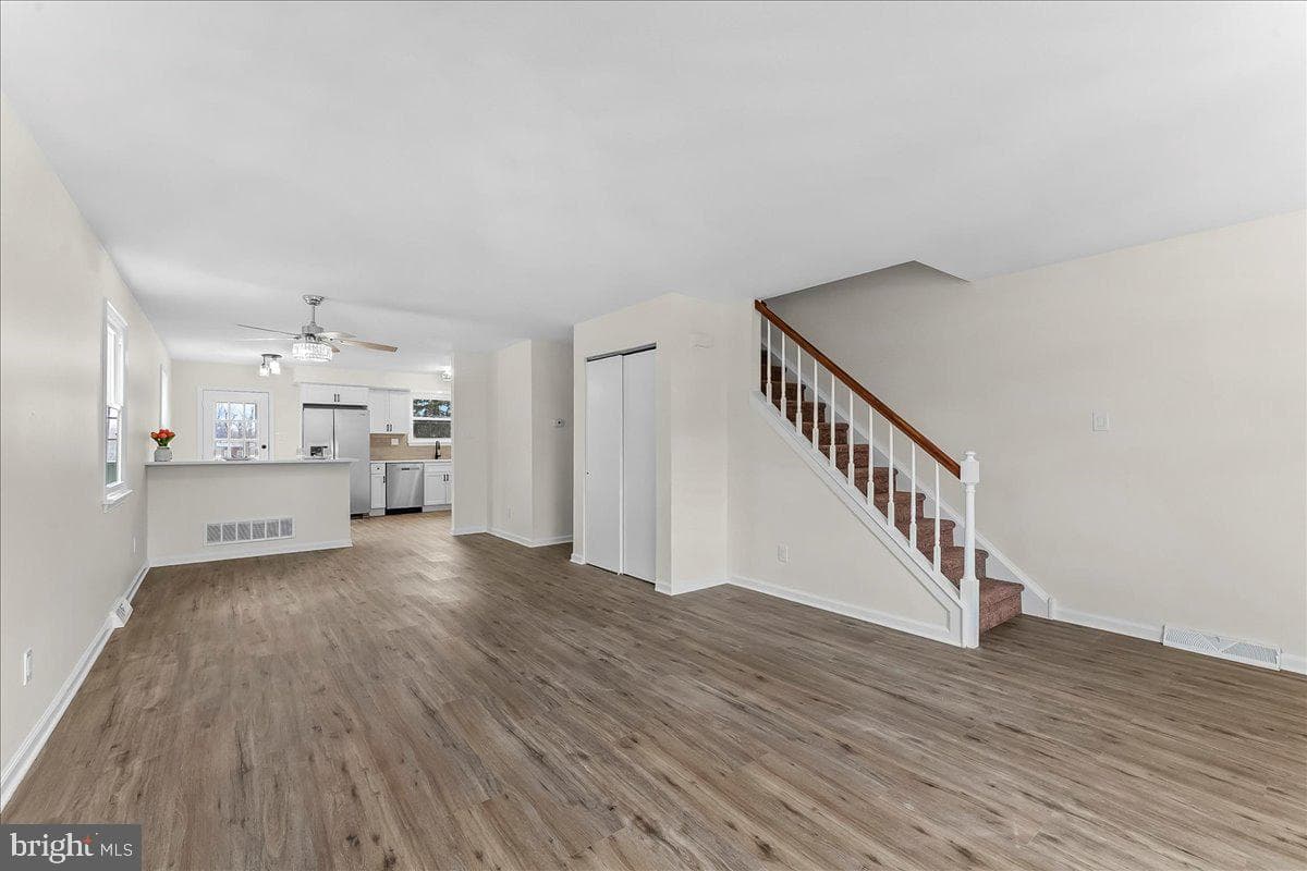 1240 Nicole Lane photo 7