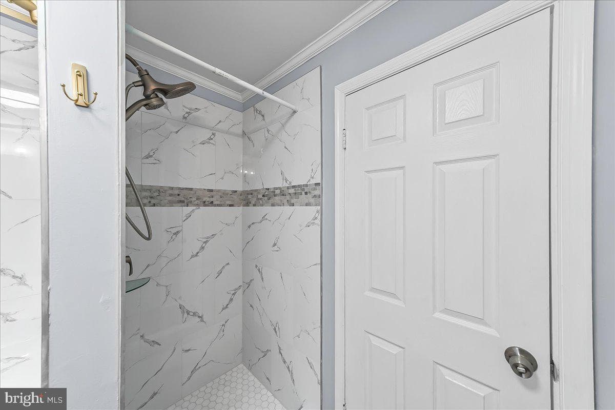 346 Lakeview Avenue photo 27