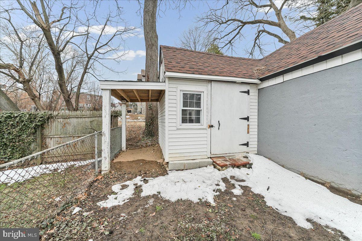 346 Lakeview Avenue photo 37