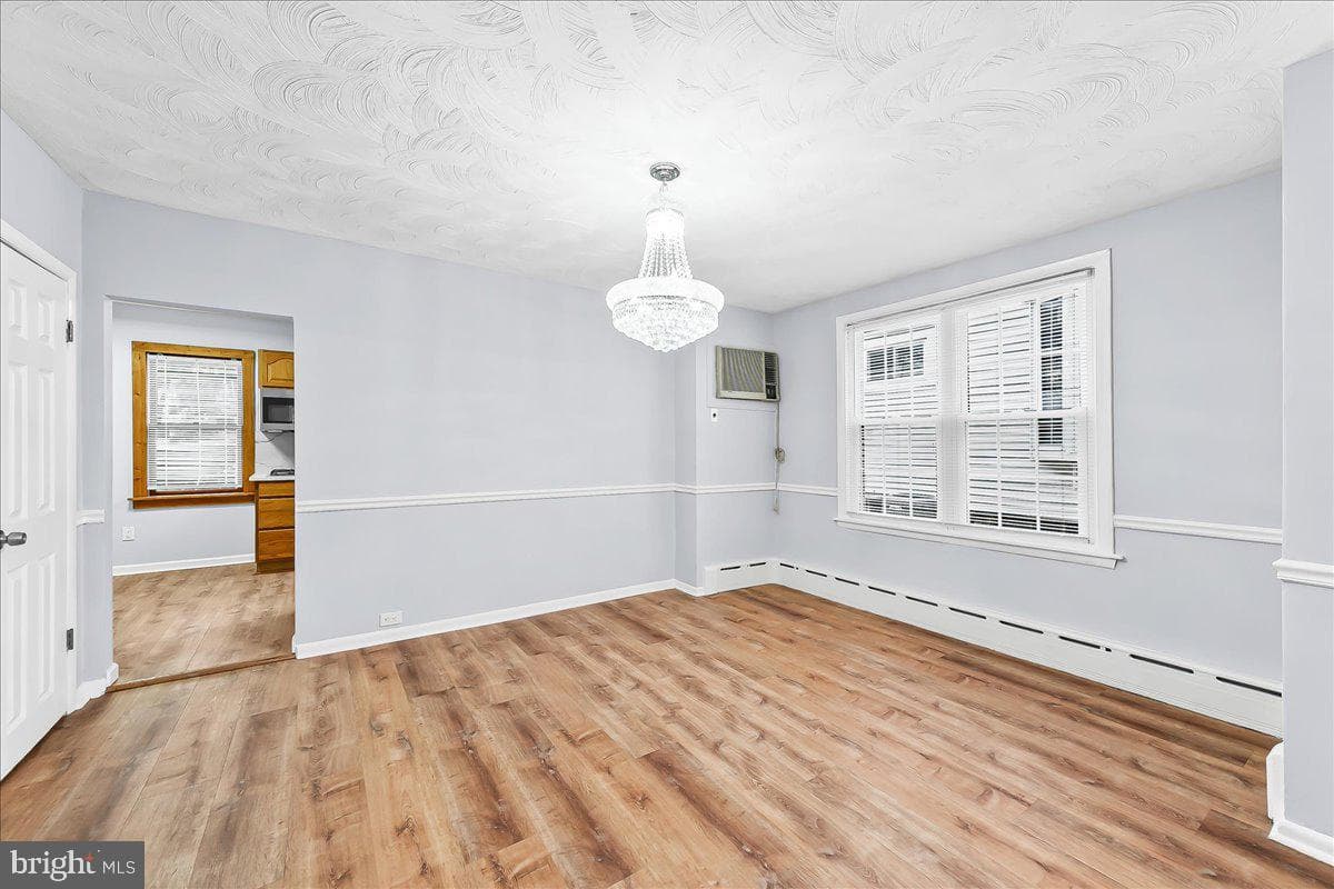 346 Lakeview Avenue photo 9