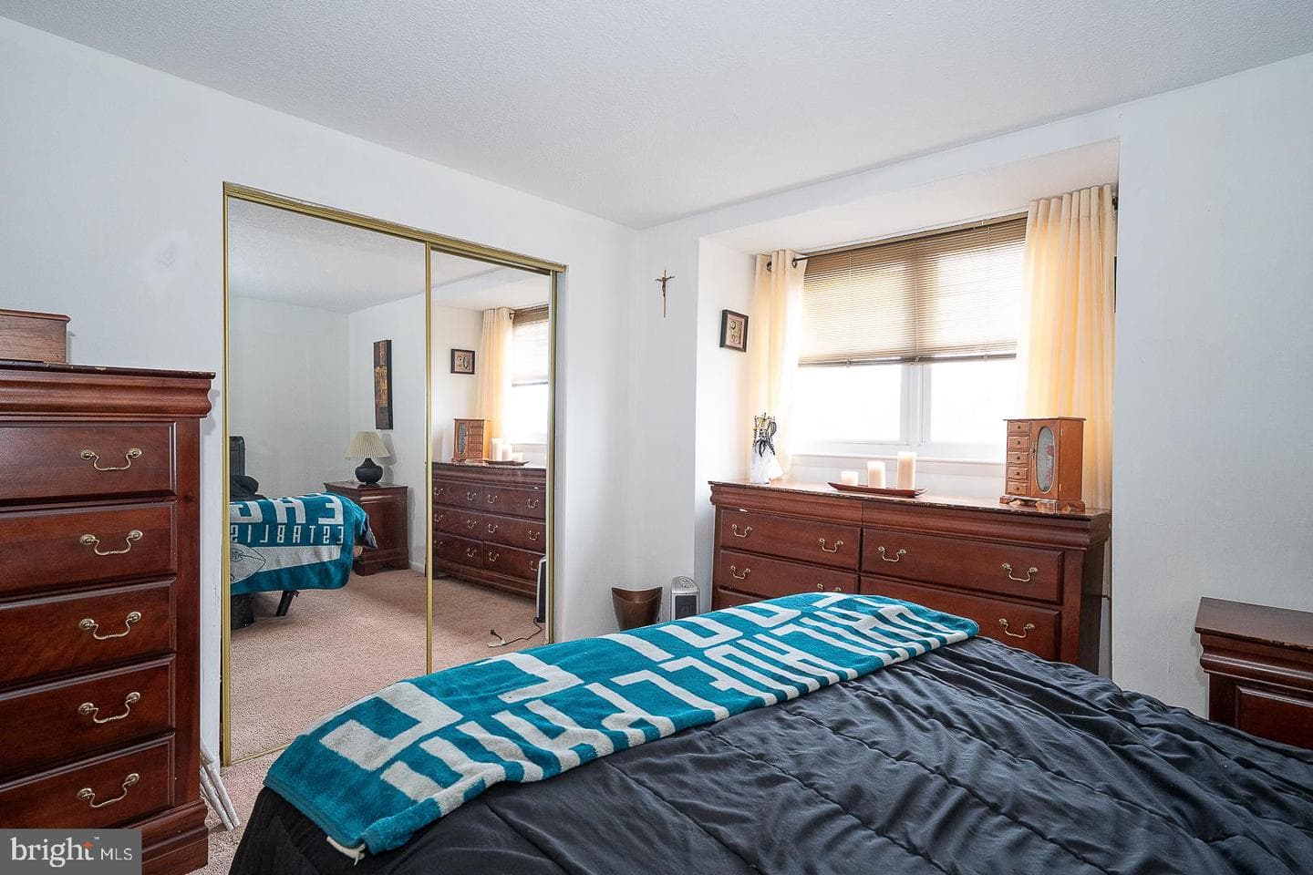 842 School Lane photo 32