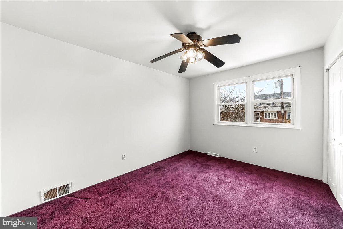 218 Riverview Avenue photo 13