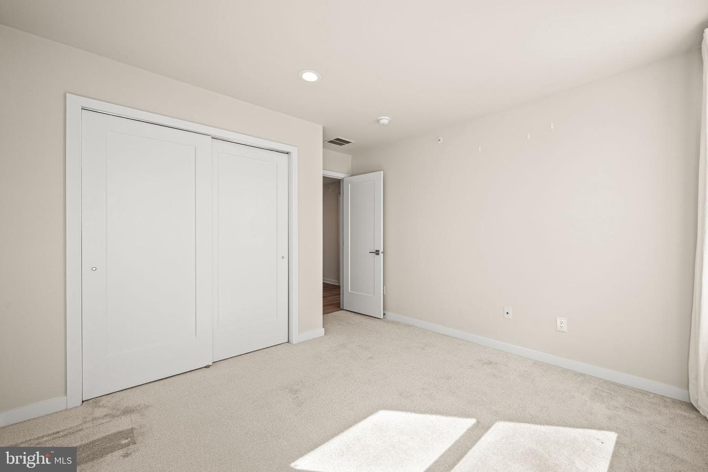 176 Kennedy Drive photo 24