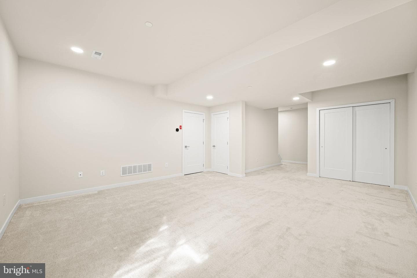 176 Kennedy Drive photo 29