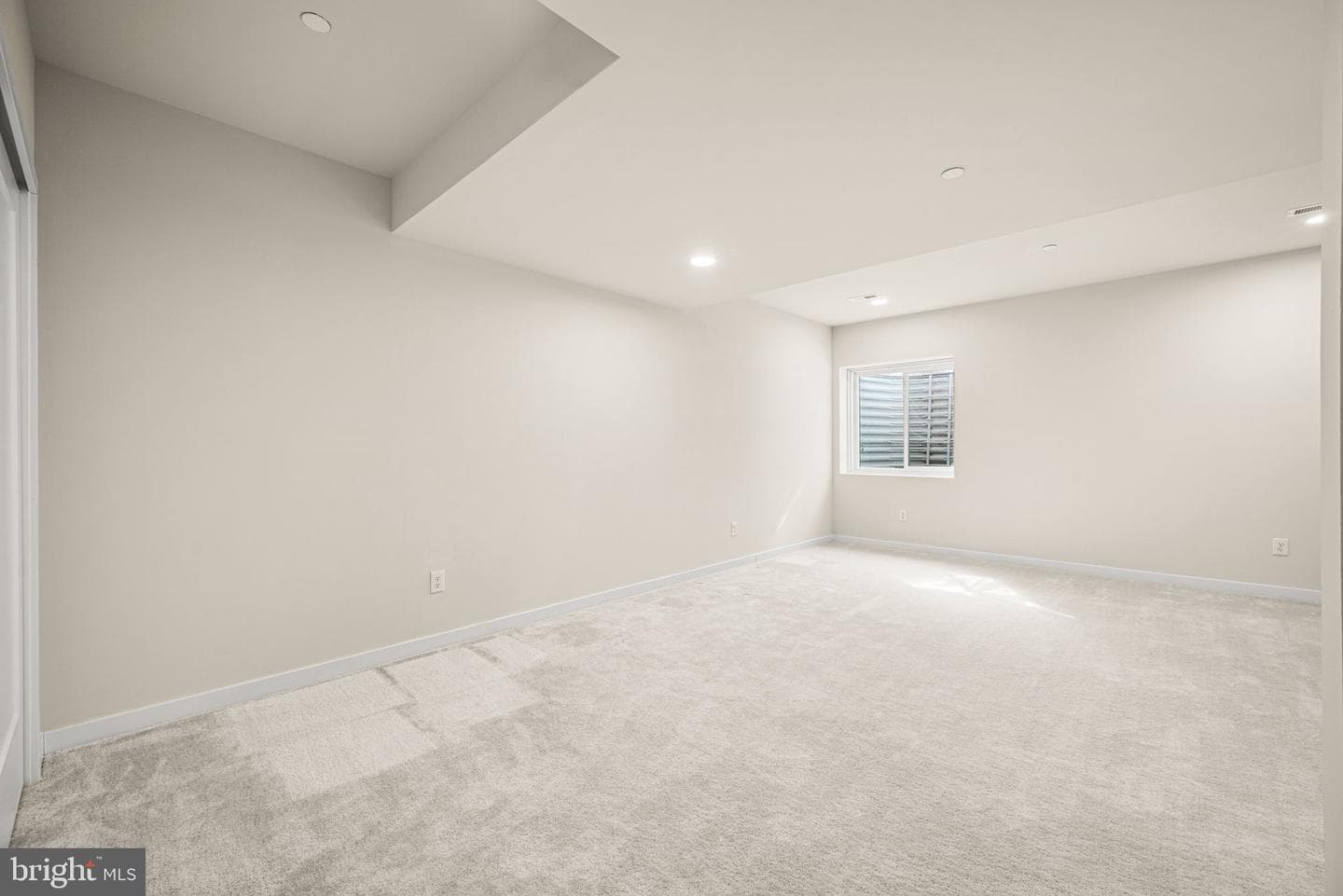 176 Kennedy Drive photo 30