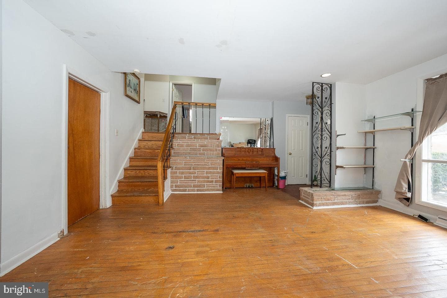 65 Eldon photo 4