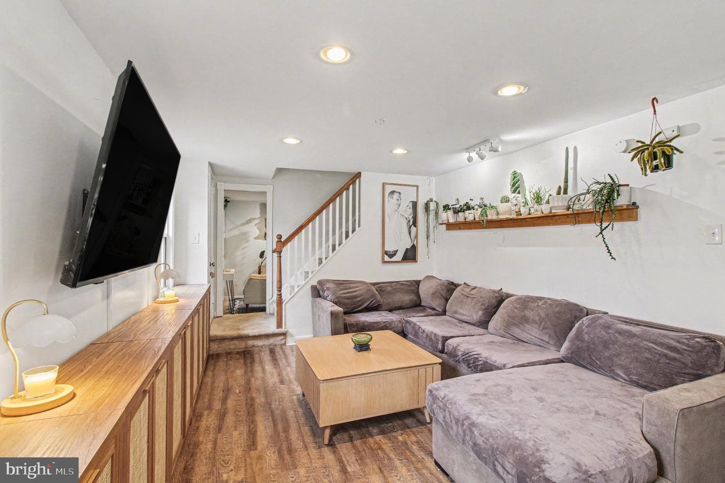 124 Belmont Avenue photo 3