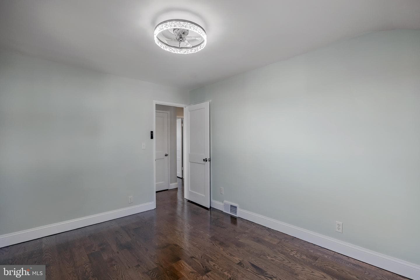 1110 Cobbs Street photo 18