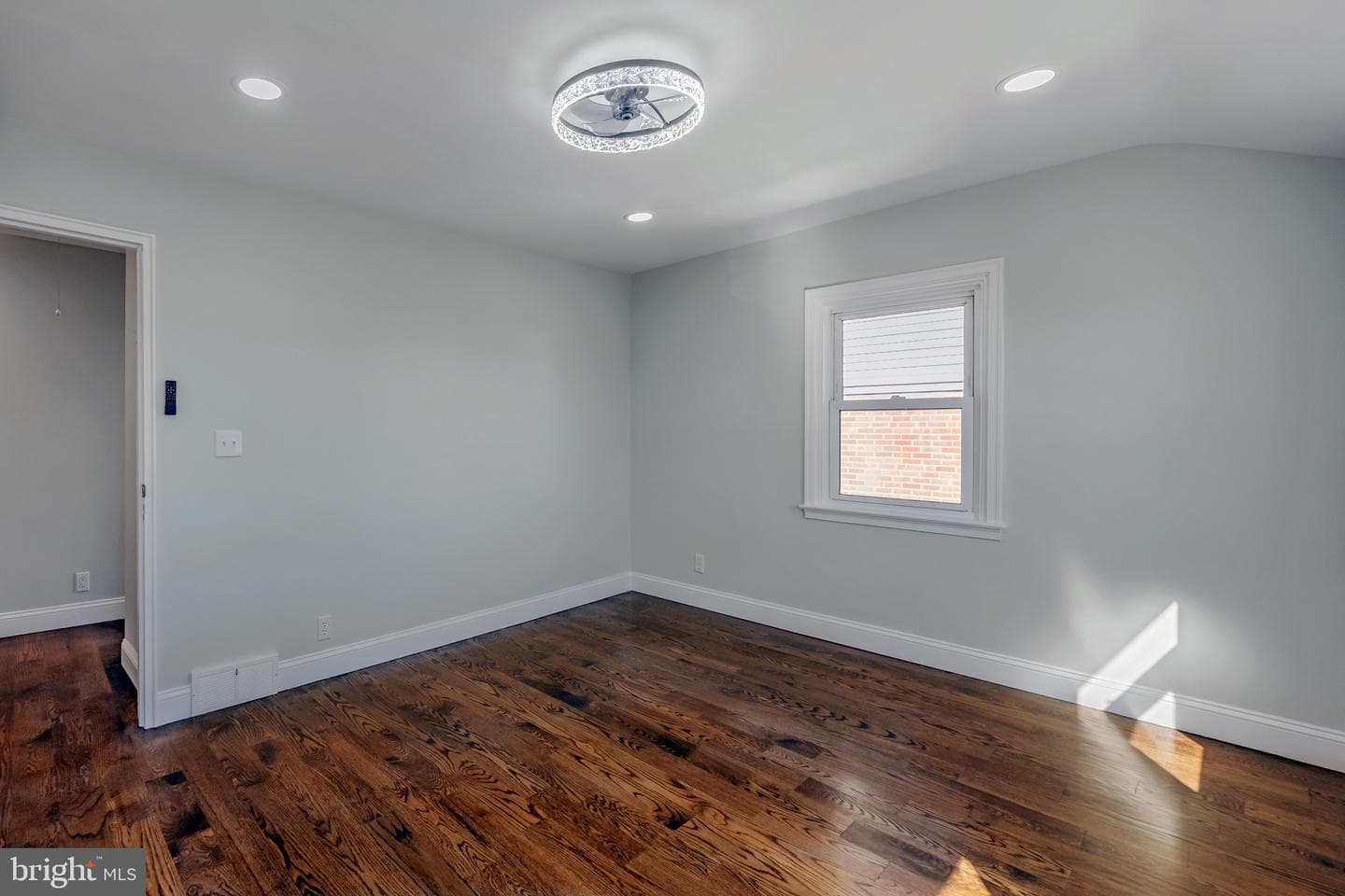1110 Cobbs Street photo 24