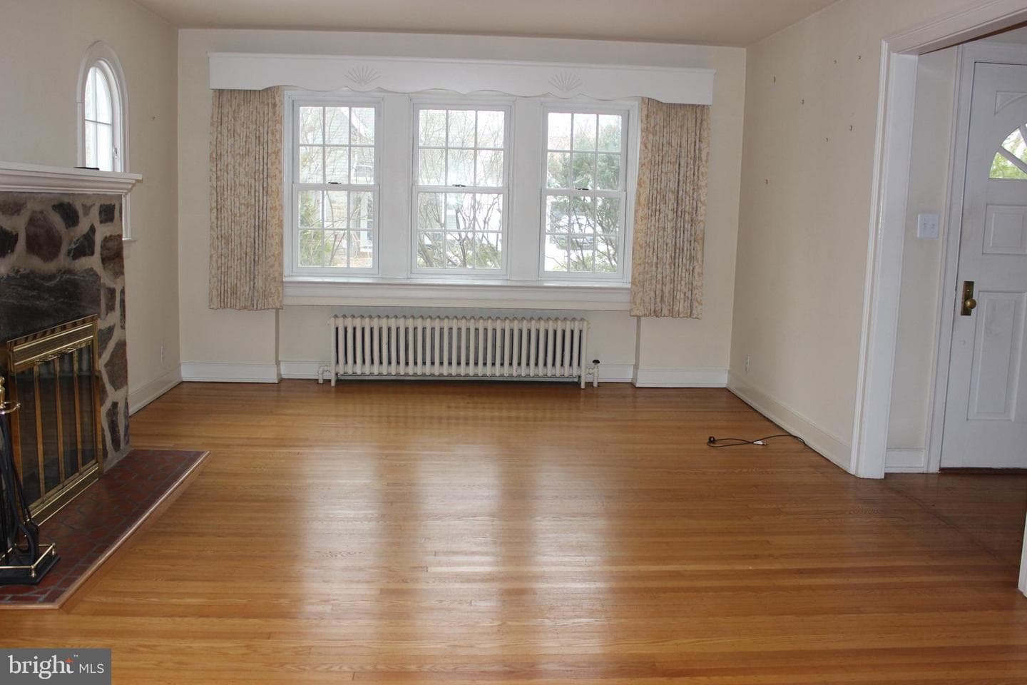 534 Kenwood Road photo 4