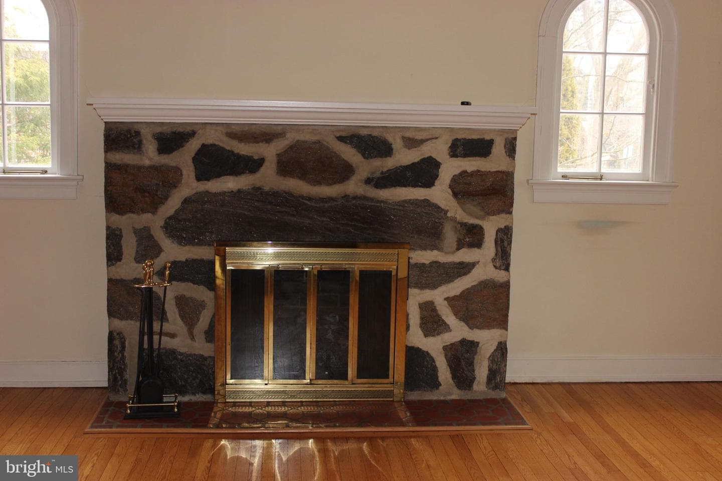 534 Kenwood Road photo 5