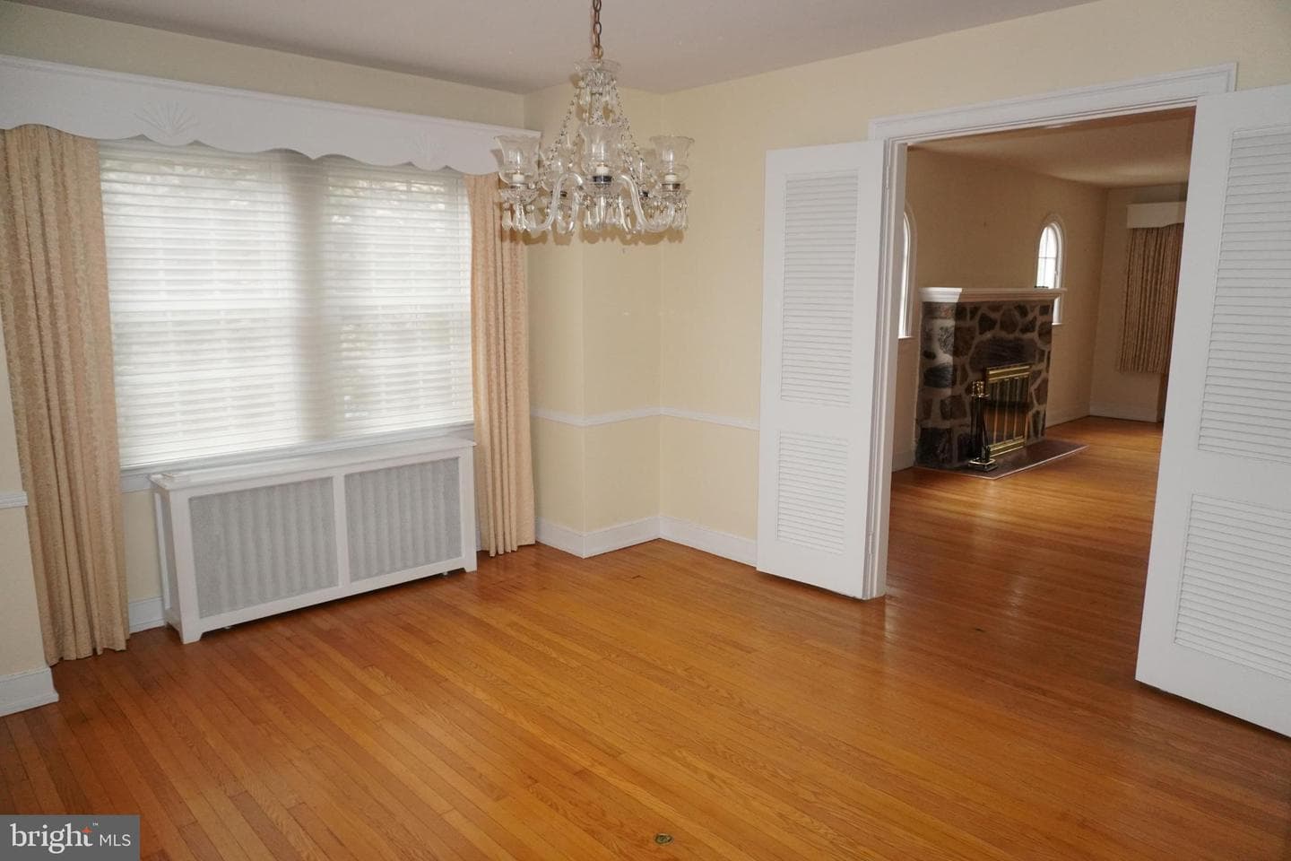 534 Kenwood Road photo 6