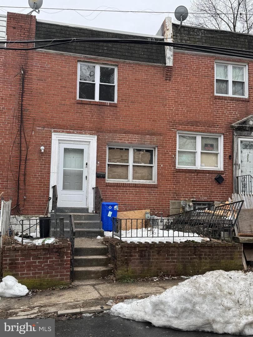 318 Fern Street photo 1