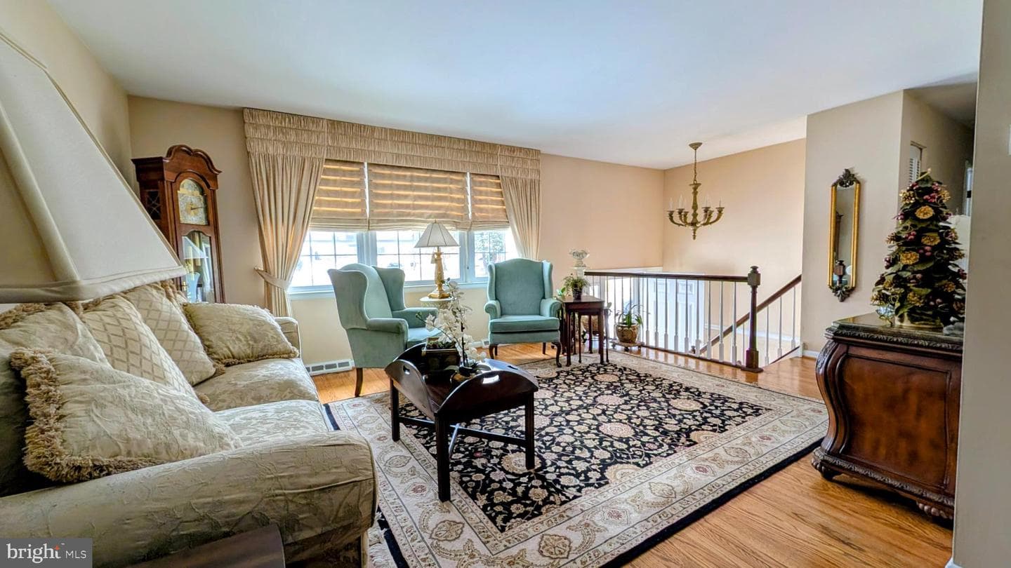 125 Willow Way photo 4