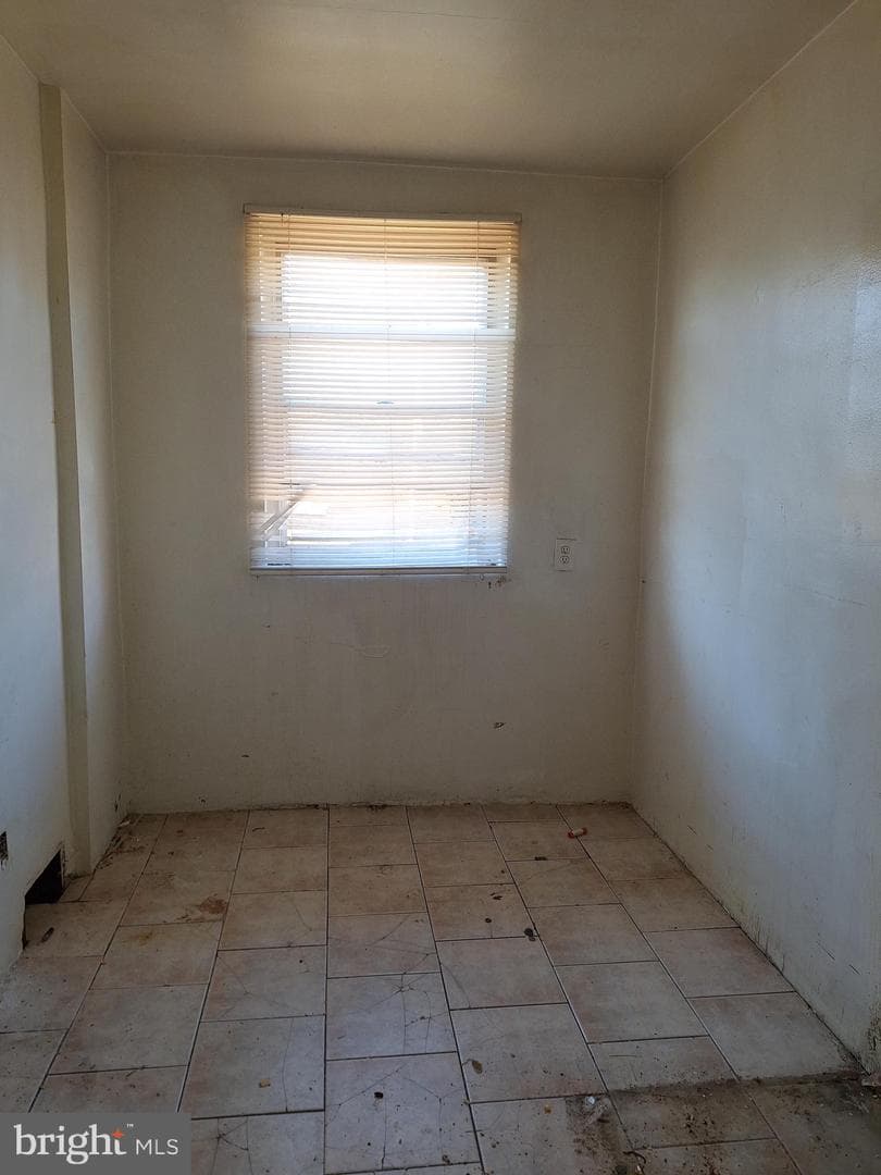 919 Sharon Avenue photo 7